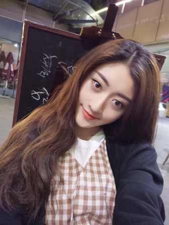 左:徐安迪 左:徐安迪